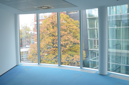 modernes Bürohaus in Köln